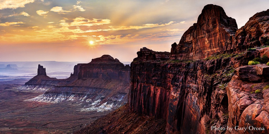 A landscape view of Canyonlands National Park, Utah as photographed by Gary Orona