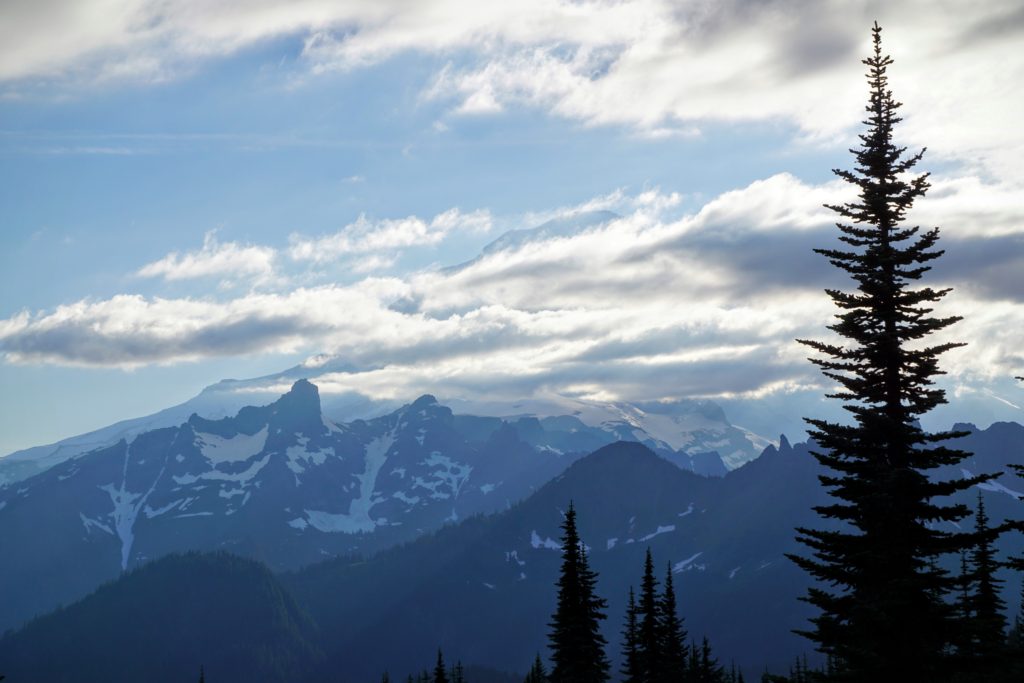 NachesLoop_MtRainier