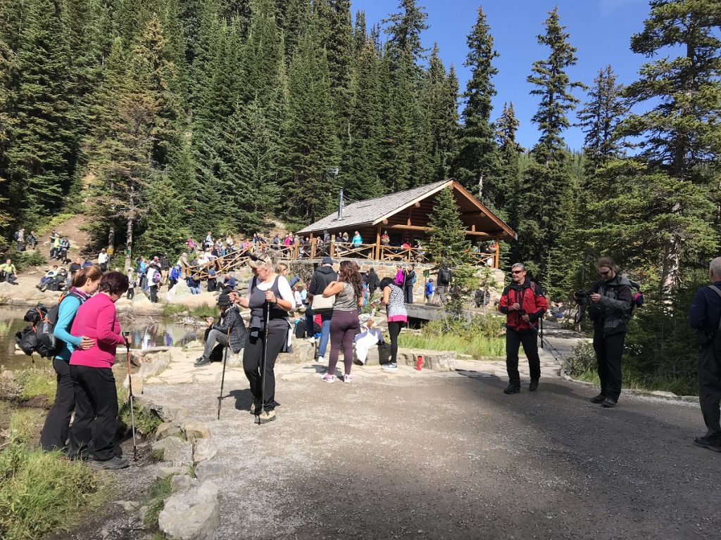 LakeLouise LakeAgnesTeahouse