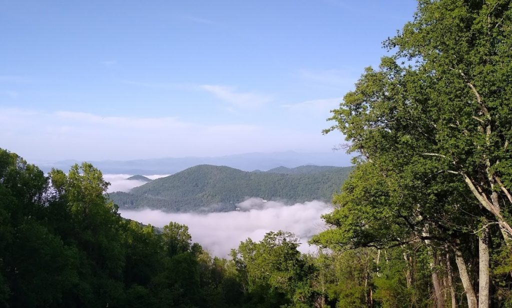 CloudsBlueRidgeParkway