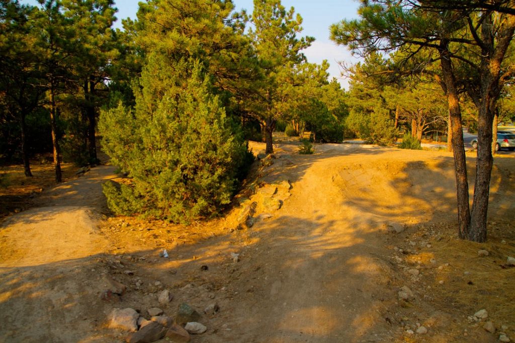 mountain biking trail in glendo state park